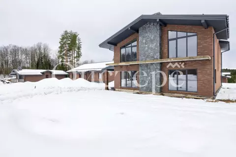 Дом в Ленинградская область, Всеволожский район, Бугровское городское ...