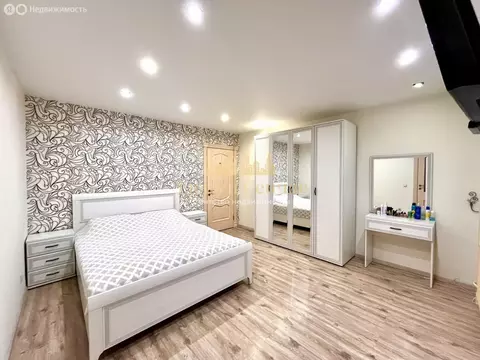 3-комнатная квартира: Ижевск, Совхозная улица, 1А (107 м)