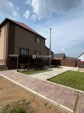 Дом в Бурятия, Улан-Удэ ул. Мунгонова, 1Бс2 (313 м)