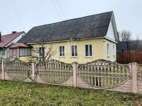 Дом в Брянская область, Брянский район, Журиничское с/пос, с. Малое ...