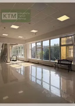 Склад в Санкт-Петербург Новолитовская ул., 15Г (750 м)