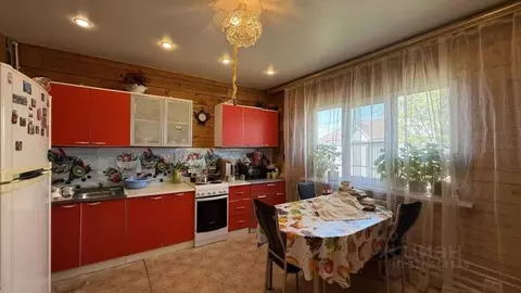 Дом в Иркутская область, Иркутский муниципальный округ, с. Хомутово ...