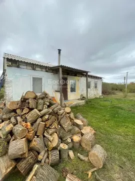 Дом в Крым, Кировский район, Первомайское с/пос, с. Отважное ул. ...