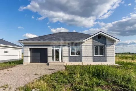 Дом в Тюменская область, Тюменский муниципальный округ, д. Малиновка, ...