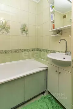 2-к кв. Тюменская область, Тюмень ул. Николая Зелинского, 3 (58.4 м)