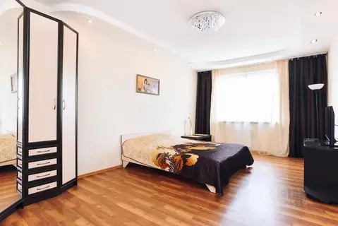 2-к кв. Свердловская область, Екатеринбург ул. Луганская, 4 (85.0 м)