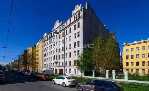 3-к кв. Санкт-Петербург 18-я Васильевского острова линия, 19 (71.0 м)