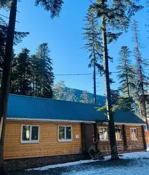 Дом в Карачаево-Черкесия, Зеленчукский район, с. Архыз ул. Банковская ...