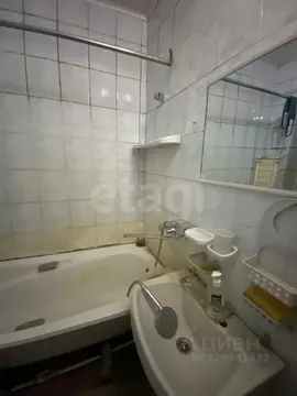 Комната Тюменская область, Тюмень ул. Воровского, 27 (9.0 м)