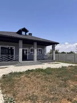 Дом в Крым, Сакский район, с. Уютное ул. Новая, 14 (163 м)