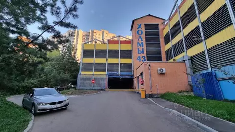 Гараж в Москва ул. Крылатские Холмы, 43 (14 м)