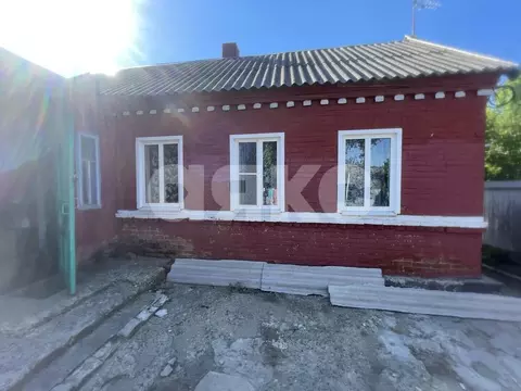 Дом в Краснодарский край, Новокубанский район, Советская ст-ца ул. ...