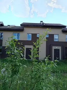 Таунхаус в Ленинградская область, Всеволожский район, пос. Щеглово ул. ...