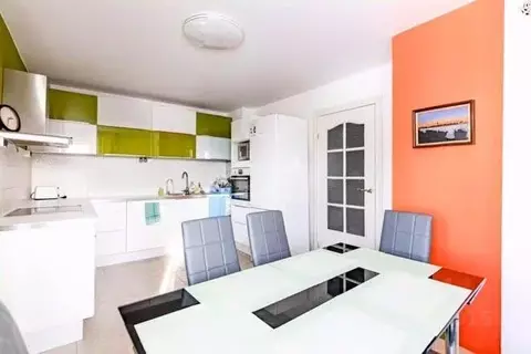 3-к кв. Санкт-Петербург Шипкинский пер., 3к1 (106.0 м)