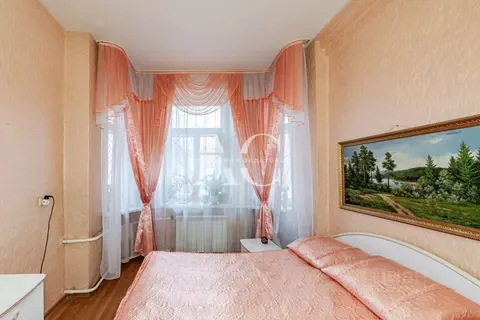 3-к кв. Свердловская область, Екатеринбург ул. Таганская, 3 (75.2 м)