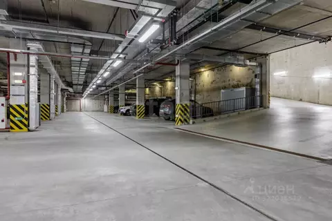 Гараж в Санкт-Петербург ул. Верхне-Каменская, 5 (13 м)