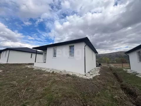 Дом в Крым, Симферопольский район, Добровское с/пос, с. Перевальное, ...