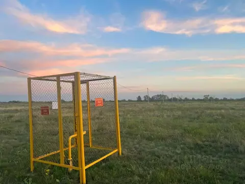 Участок в Омская область, Омский район, Комсомольское с/пос, д. ...