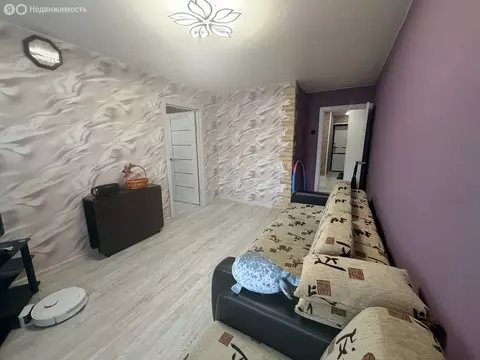 3-комнатная квартира: посёлок Лоза, 17 (52.4 м)