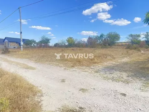 Участок в Крым, Бахчисарайский район, Почтовское с/пос, с. Приятное ...