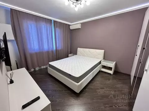 3-к кв. Москва ул. Декабристов, 28К2 (73.8 м)