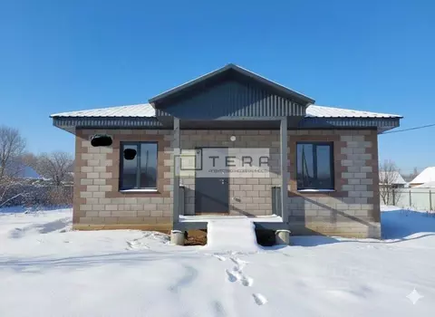 Дом в Башкортостан, Иглинский сельсовет, с. Иглино ул. Астраханцева ...