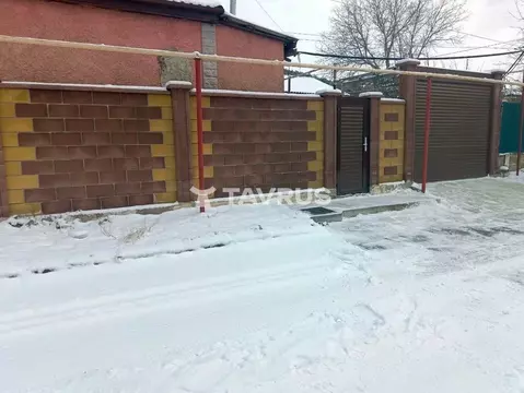 Дом в Крым, Симферопольский район, Добровское с/пос, с. Пионерское  ...