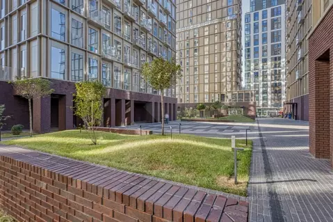 4-к кв. Москва ул. Костикова, 4к5 (182.0 м)