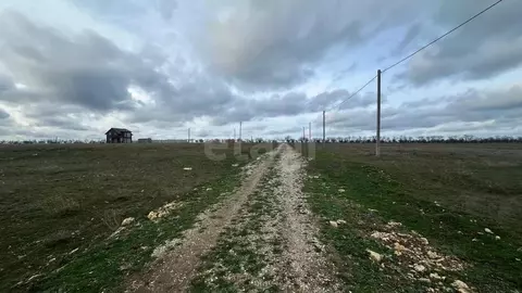 Участок в Крым, Черноморский район, с. Межводное ул. В. Якушенко (6.39 ...