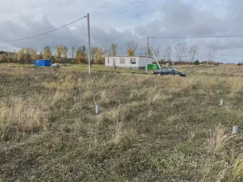 Участок в Белгородская область, Старооскольский городской округ, с. ...