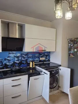 3-к кв. Белгородская область, Старый Оскол Юбилейный мкр, 1А (60.0 м)