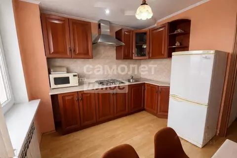 2-к кв. Самарская область, Самара ул. Антонова-Овсеенко, 83 (60.0 м)