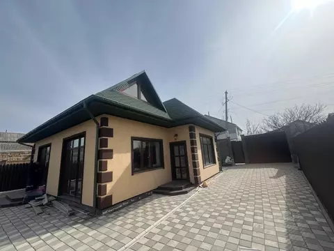 Дом в Крым, Симферопольский район, Трудовское с/пос, с. Строгоновка  ...