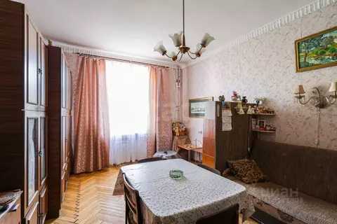 3-к кв. Санкт-Петербург Среднеохтинский просп., 42К2 (84.9 м)