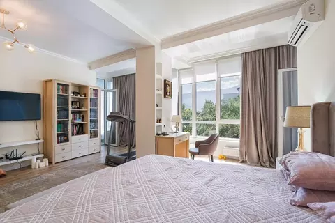 3-к кв. Крым, Ялта ул. Щорса, 30 (137.5 м)