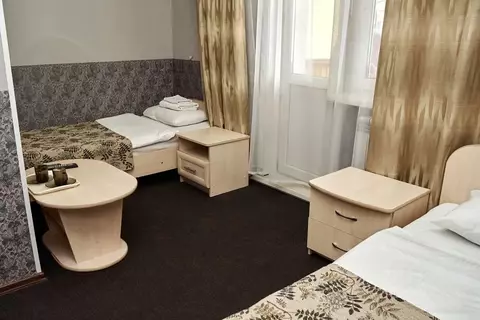 Комната Бурятия, Прибайкальский район, с. Горячинск Набережная ул., 19