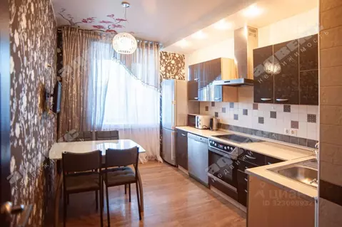 3-к кв. Санкт-Петербург Камышовая ул., 38к1 (81.7 м)