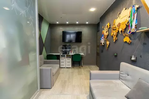 2-к кв. Омская область, Омск Заозерный мкр, ул. Светлая, 6 (58.7 м)