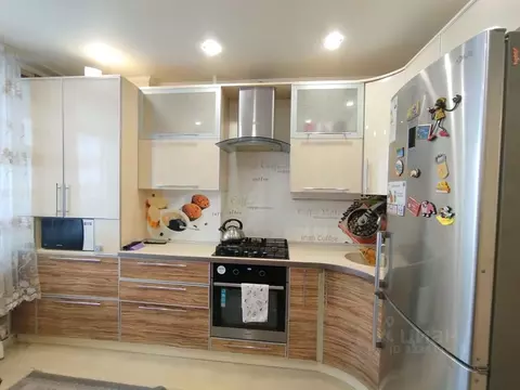 2-к кв. Нижегородская область, Арзамас ул. 50 лет ВЛКСМ, 38 (60.0 м)