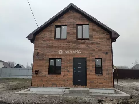 Дом в Воронежская область, с. Новая Усмань  (97 м)