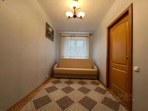 2-к кв. Санкт-Петербург ул. Орджоникидзе, 14 (46.0 м)