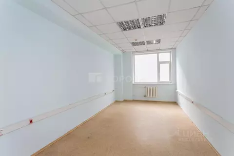 Офис в Новосибирская область, Новосибирск ул. Петухова, 35/2 (19 м)