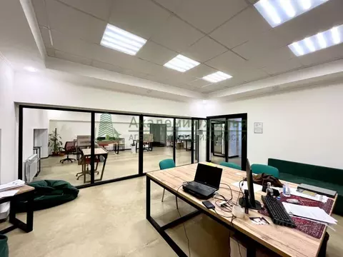 Офис в Саратовская область, Энгельс просп. Строителей, 30А (142 м)