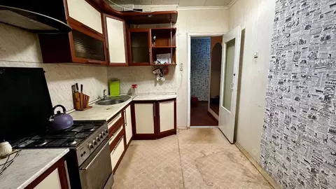 3-к кв. Вологодская область, Череповец Октябрьский просп., 69 (69.6 м)