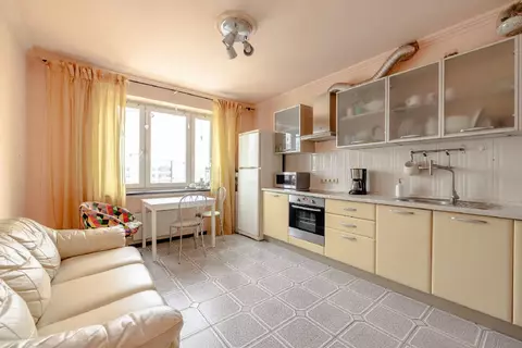 Продается 2-комнатная квартира