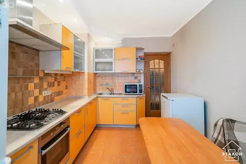 3-комнатная квартира: Омск, Съездовская улица, 50 (63 м)