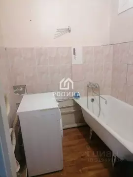 3-к кв. Хабаровский край, Комсомольск-на-Амуре ул. Парижской Коммуны, ...
