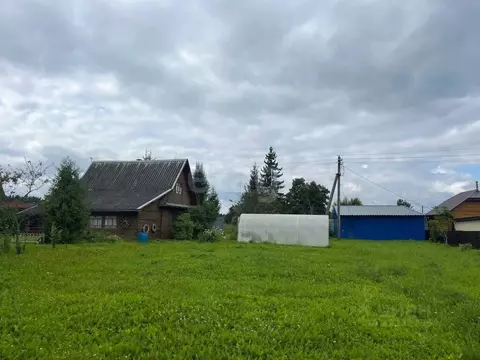 Дом в Ленинградская область, Киришский район, Пчевское с/пос, д. Витка ...