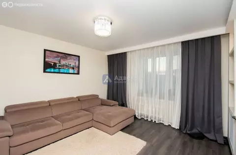 2-комнатная квартира: Тюмень, Западносибирская улица, 2 (53 м)