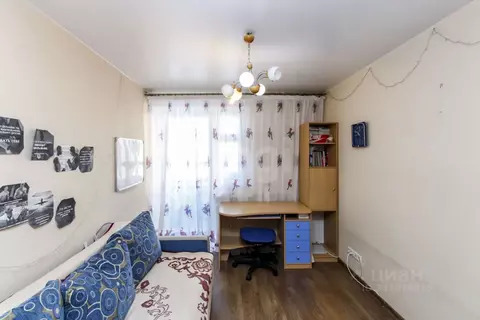 3-к кв. Тюменская область, Тюмень ул. Ю.-Р.Г. Эрвье, 16 (71.6 м)